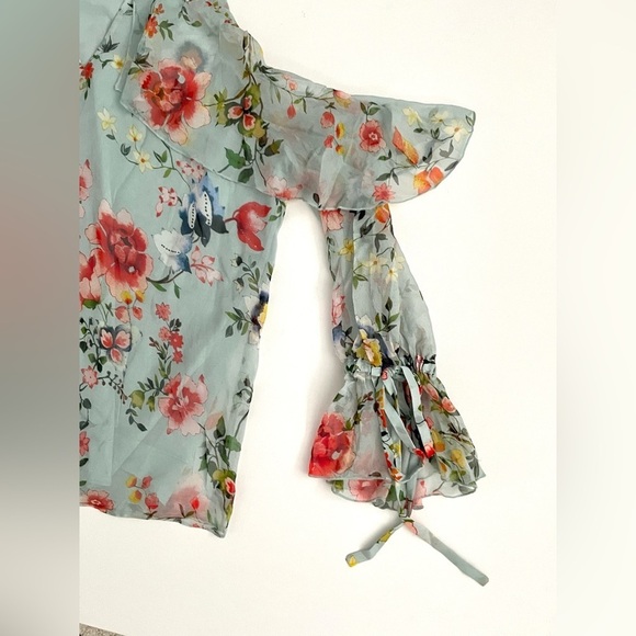 ALICE + OLIVIA BLAYNE FLORAL COLD SHOULDER SILK TOP FLORAL SOIREE DUSTY AQUA M - Picture 3 of 9